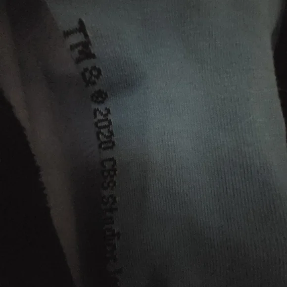 Blue Star Trek Bathrobe with Black Trim "SPOCK" - Picture 8 of 9